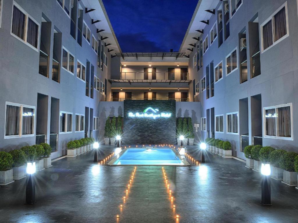 The Peak Boutique Hotel Nakhon Si Thammarat Exterior photo